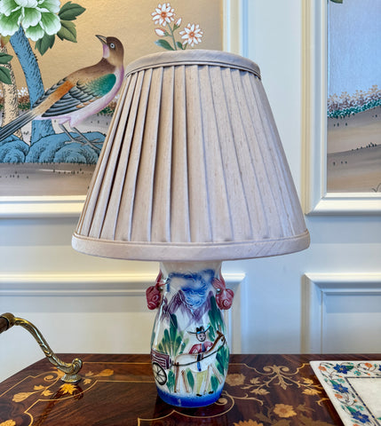 mountain-man-1950-s-porcelain-table-lamp