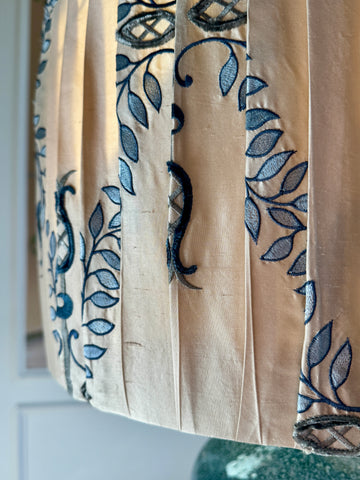 blue-ceramic-silk-pleat-table-lamp