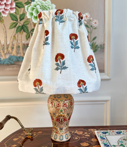 satsuma-floral-vase-table-lamp