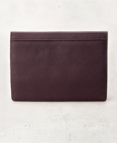 italian-leather-clutch
